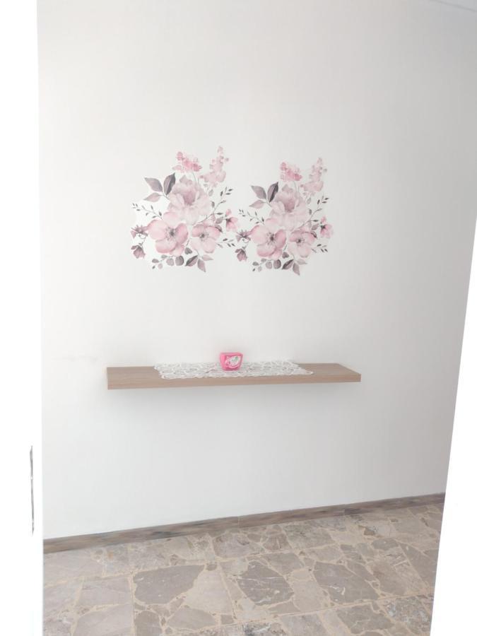 Casa Fronte Mare Apartment เวนติมิญา ภายนอก รูปภาพ