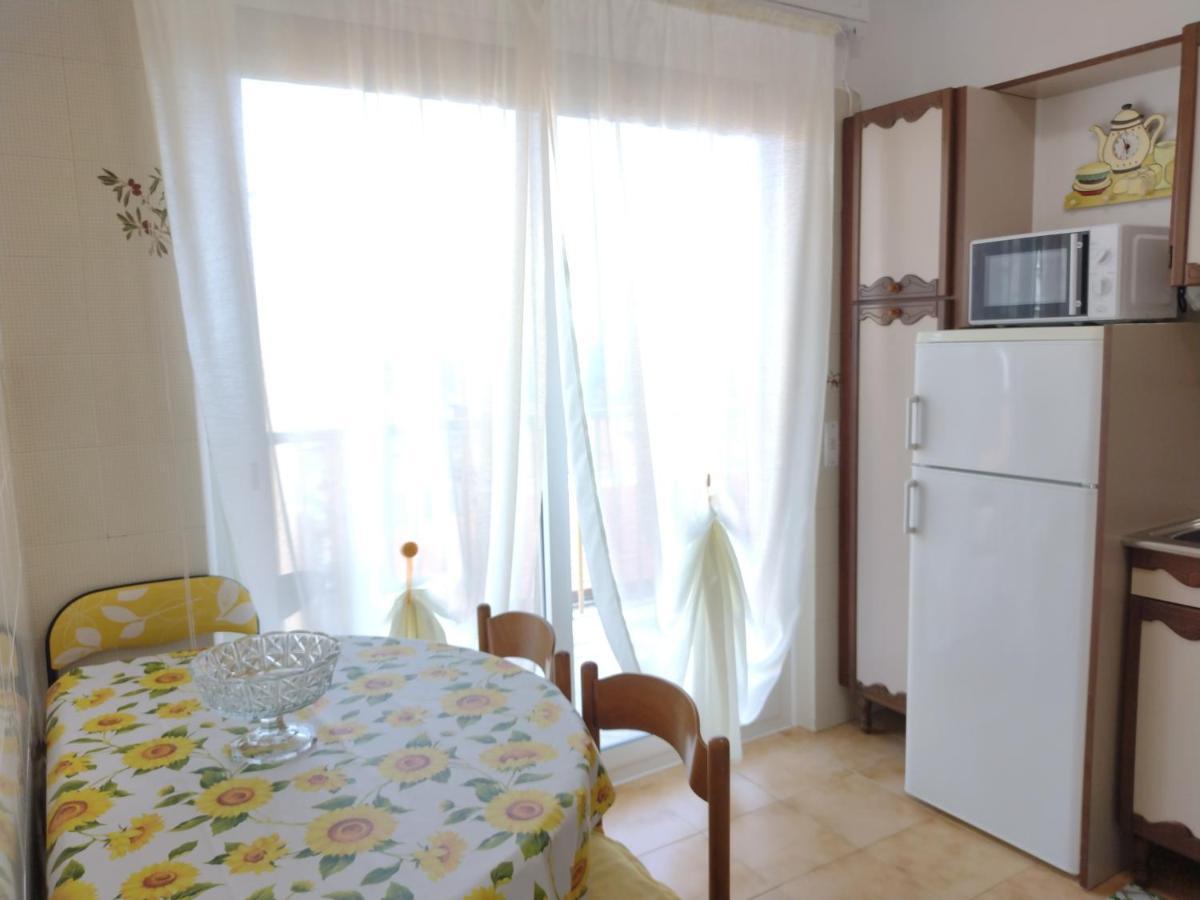 Casa Fronte Mare Apartment เวนติมิญา ภายนอก รูปภาพ